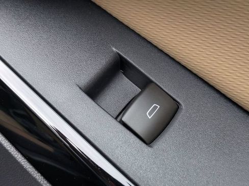 New 2026 Chevrolet Equinox ACTIV FWD image 35