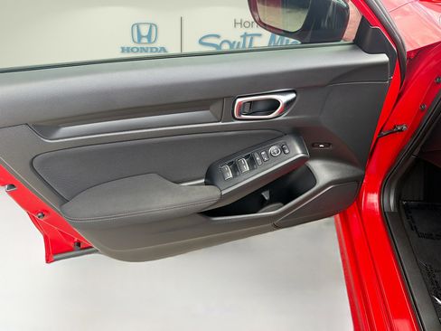 Certified 2024 Honda Civic Sport image 19