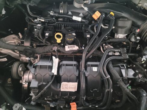 Used 2024 Ford Edge Titanium image 30