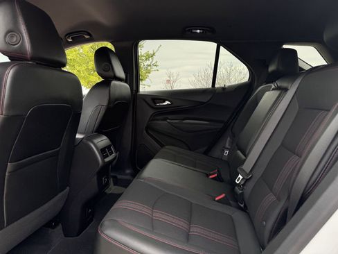 Used 2024 Chevrolet Equinox RS FWD image 27