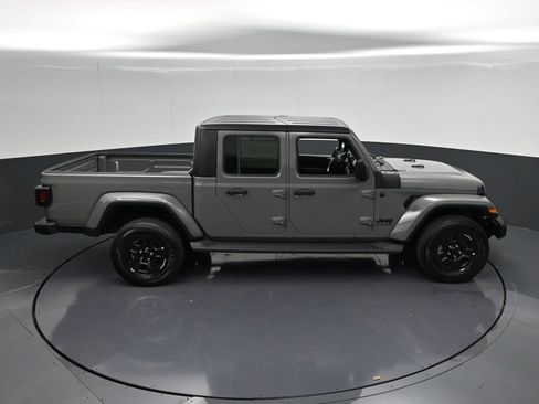 Used 2022 Jeep Gladiator Sport AWD/4WD image 20