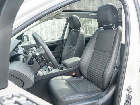 Certified 2024 Land Rover Discovery Sport S image 20