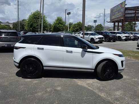 Used 2024 Land Rover Range Rover Evoque S AWD/4WD image 38