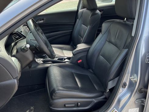 Used 2016 Acura ILX FWD image 3
