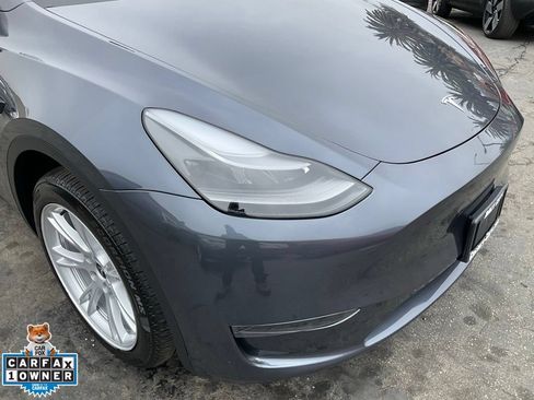 Used 2023 Tesla Model Y Long Range AWD/4WD image 84