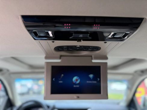 Used 2019 Cadillac Escalade ESV Luxury AWD/4WD image 43