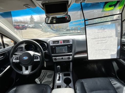 Used 2015 Subaru Outback 3.6R Limited w/ Popular Package #4 image 17