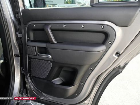 Used 2020 Land Rover Defender 110 X image 33