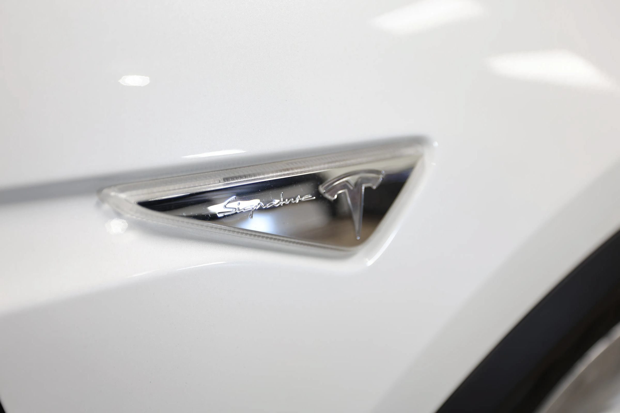 Used 2016 Tesla Model X Performance AWD/4WD image 12