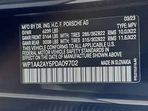 Certified 2023 Porsche Cayenne Platinum Edition AWD/4WD image 35