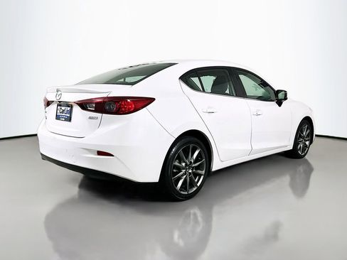 Used 2018 MAZDA MAZDA3 Touring image 8