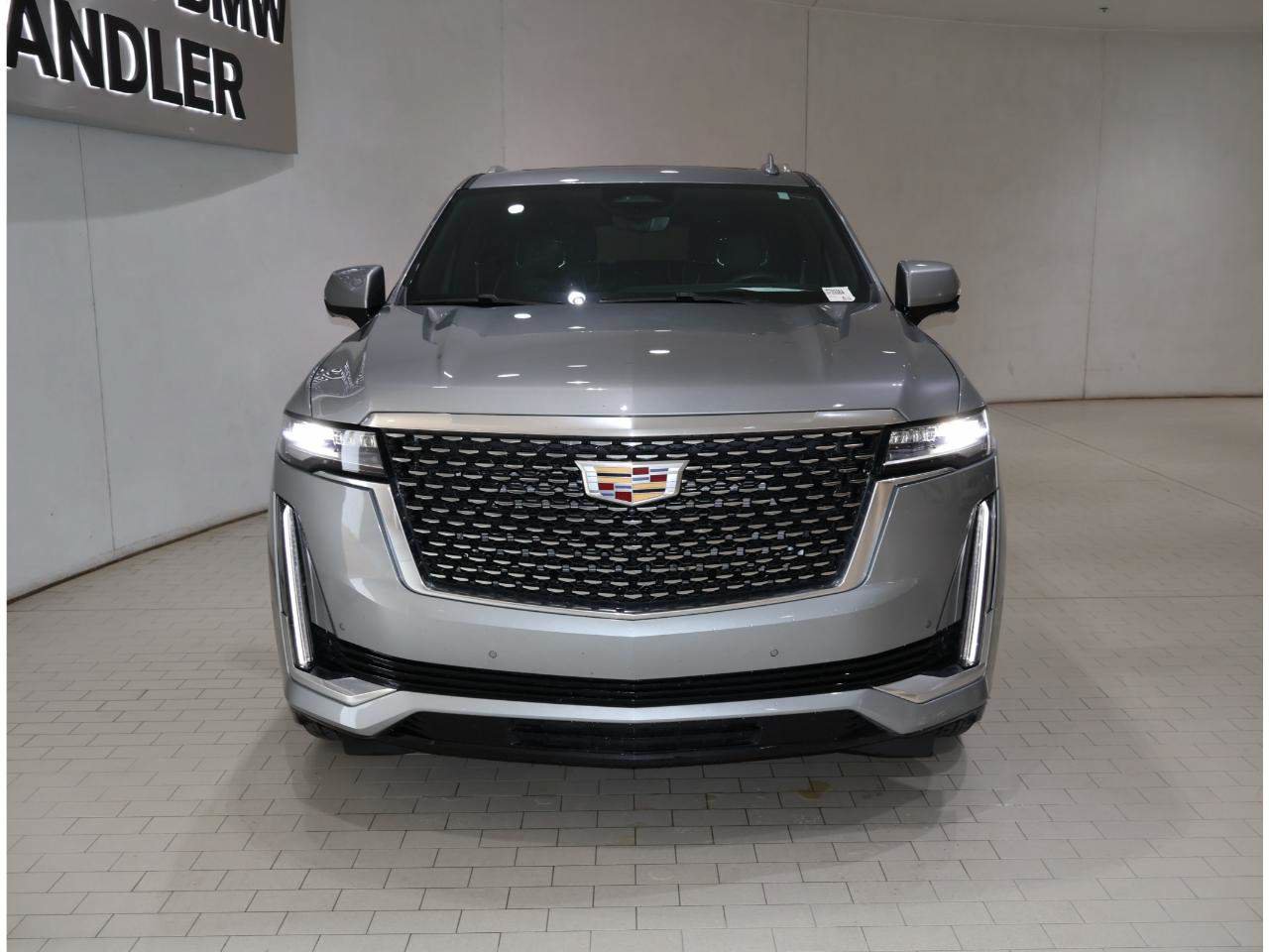 Used 2024 Cadillac Escalade Premium Luxury w/ Performance Package AWD/4WD image 7