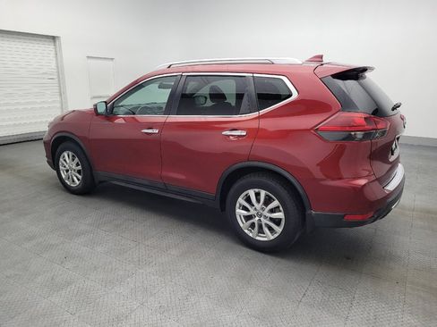 Used 2018 Nissan Rogue SV w/ Premium Package image 3