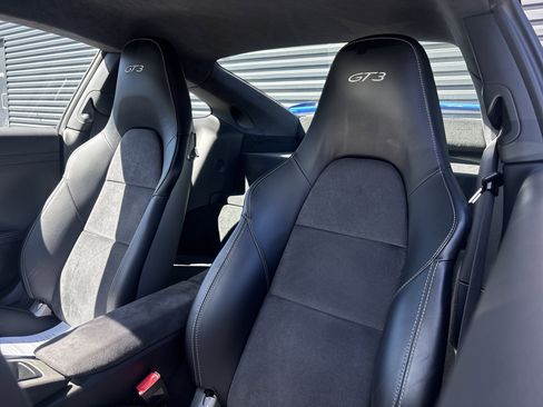 Used 2015 Porsche 911 GT3 RWD image 28