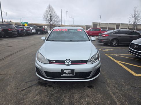 Used 2015 Volkswagen GTI S image 2
