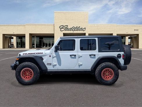 Used 2020 Jeep Wrangler Unlimited Rubicon AWD/4WD image 2