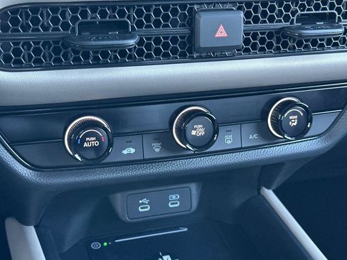 New 2026 Honda HR-V LX image 22