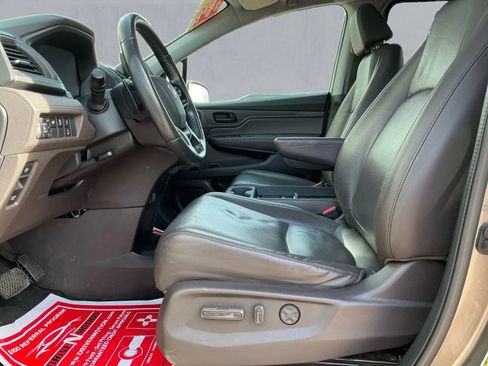 Used 2018 Honda Odyssey EX-L image 12