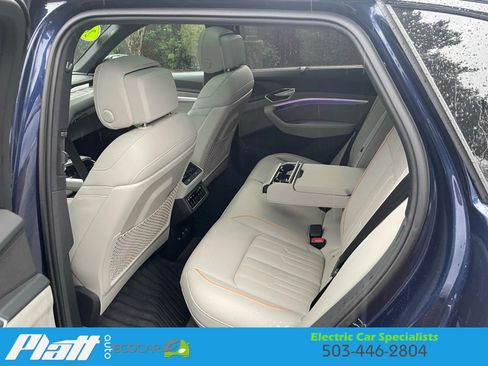 Used 2022 Audi e-tron Chronos w/ Chronos Package image 43