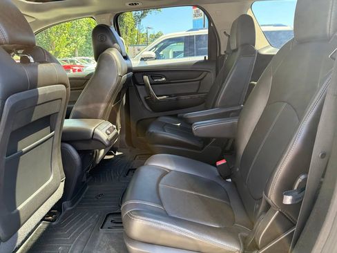 Used 2016 GMC Acadia SLT w/ Premium Edition AWD/4WD image 9