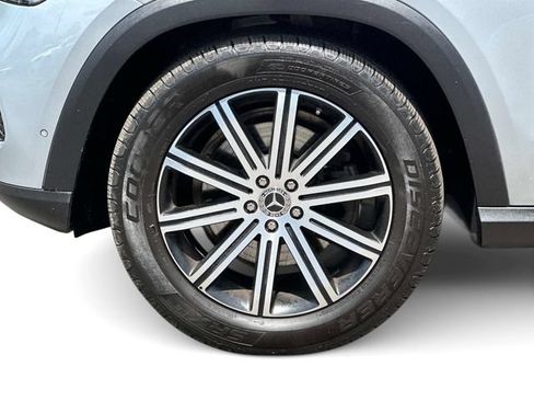 Certified 2025 Mercedes-Benz GLE 350 4MATIC image 8