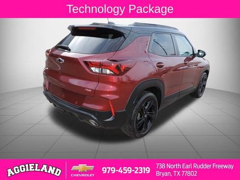 Used 2023 Chevrolet TrailBlazer RS w/ Sun and Liftgate Package image 4