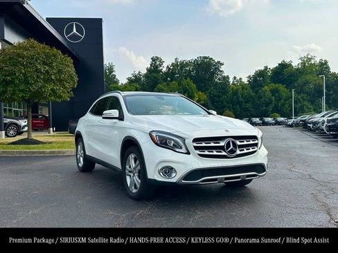 Used 2020 Mercedes-Benz GLA 250 4MATIC image 1