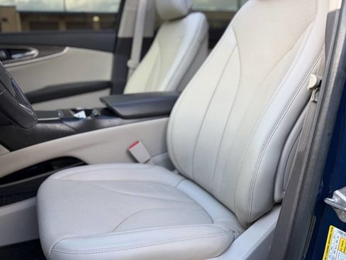 Used 2019 Lincoln Nautilus Reserve w/ Driver Assistance Package FWD image 10
