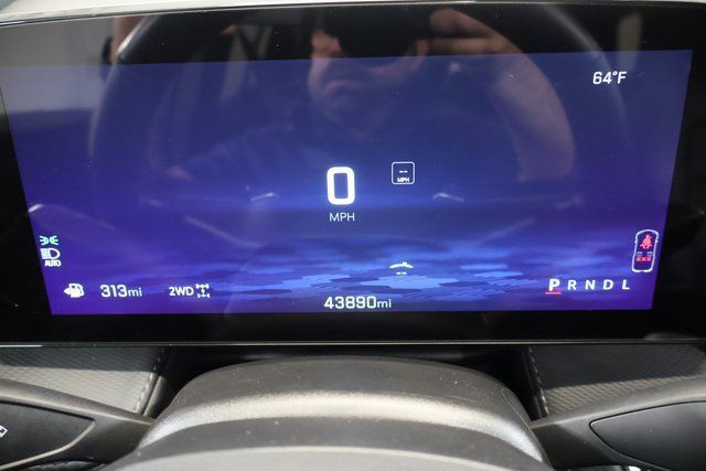 Used 2025 Chevrolet Equinox LT w/ Convenience Package II AWD/4WD image 18