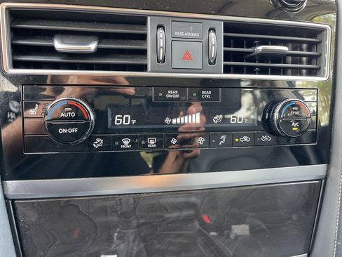 Used 2024 INFINITI QX80 Luxe RWD image 9