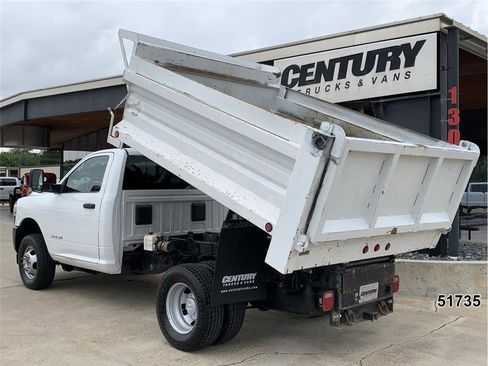 Used 2019 RAM 3500 Tradesman RWD image 12
