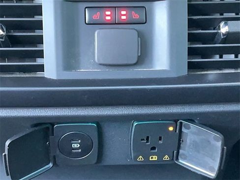 Used 2025 Ford F150 Raptor image 26