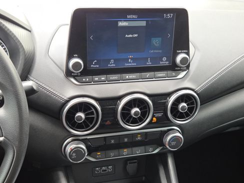 Used 2023 Nissan Sentra SV FWD image 28