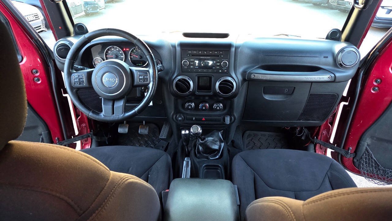Used 2013 Jeep Wrangler Sport w/ Connectivity Group AWD/4WD image 36