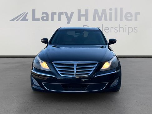 Used 2013 Hyundai Genesis 5.0 R-Spec image 9