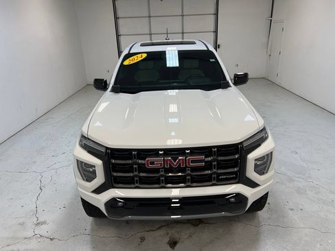 Used 2024 GMC Canyon AT4X AWD/4WD image 7
