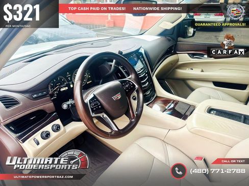 Used 2015 Cadillac Escalade Luxury image 9