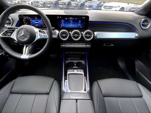 Certified 2026 Mercedes-Benz GLB 250 4MATIC image 5