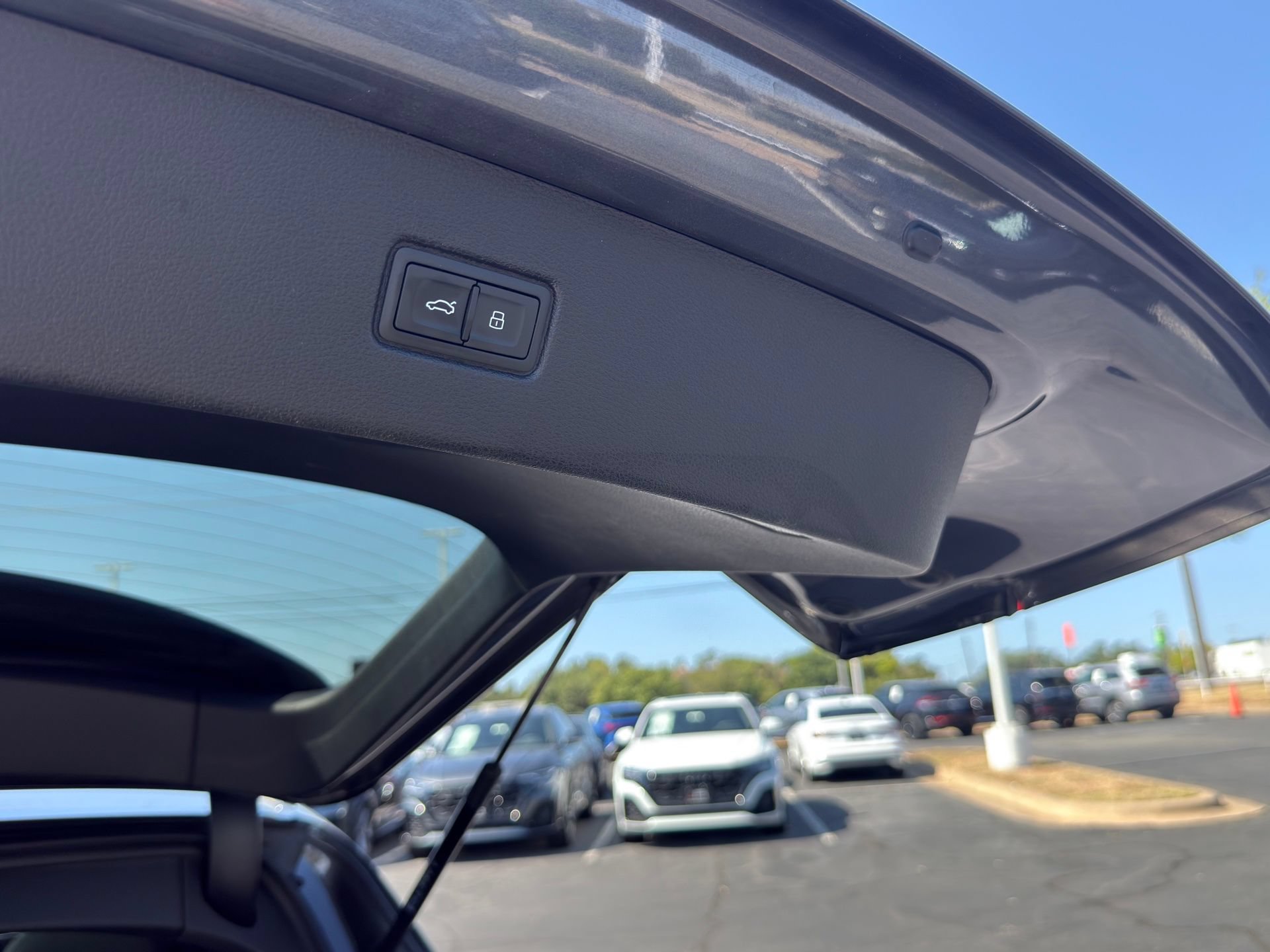Used 2021 Audi Q7 2.0T Premium Plus w/ Executive Package AWD/4WD image 11