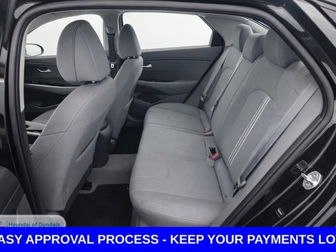 Used 2021 Hyundai Elantra SEL w/ Convenience Package FWD image 18