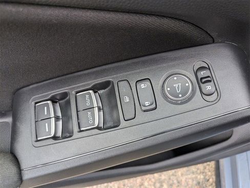 Used 2022 Honda Civic Sport image 11