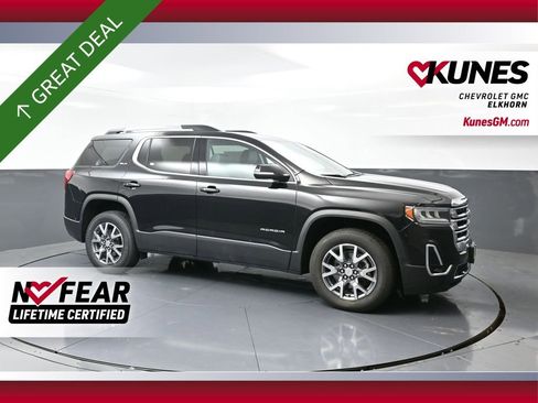 Used 2023 GMC Acadia SLT image 1