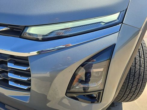 New 2026 Chevrolet Equinox LT w/ Convenience Package II FWD image 30