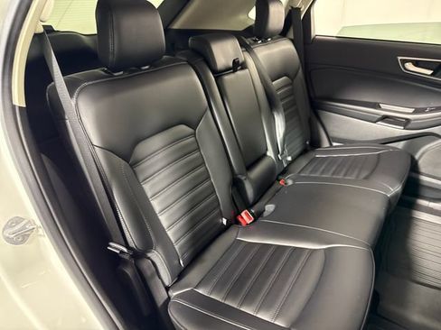 Used 2023 Ford Edge SEL w/ Convenience Package AWD/4WD image 15