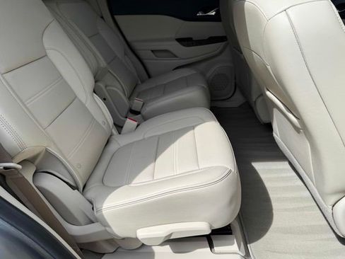 Used 2023 GMC Acadia Denali w/ Trailering Package FWD image 15