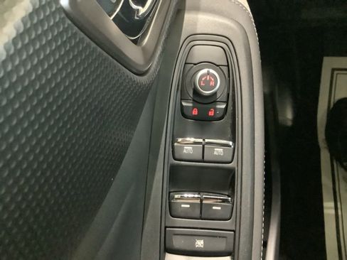 Certified 2023 Subaru Forester Limited image 15