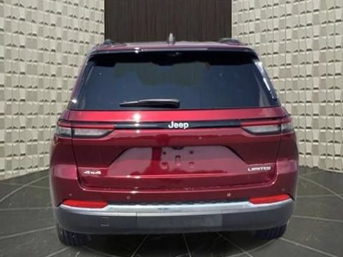 Certified 2025 Jeep Grand Cherokee Limited w/ Luxury Tech Group II AWD/4WD image 6