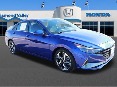 Used 2021 Hyundai Elantra SEL w/ Convenience + Premium Package