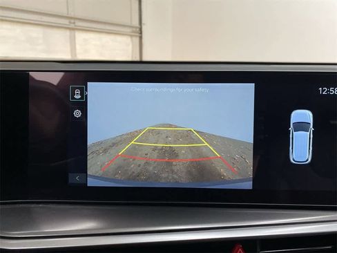 Used 2025 Kia Sorento S image 26