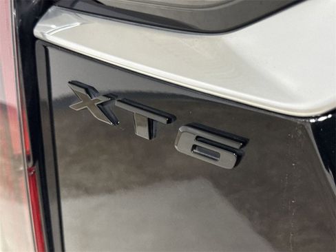 Used 2023 Cadillac XT6 Sport w/ Technology Package image 28